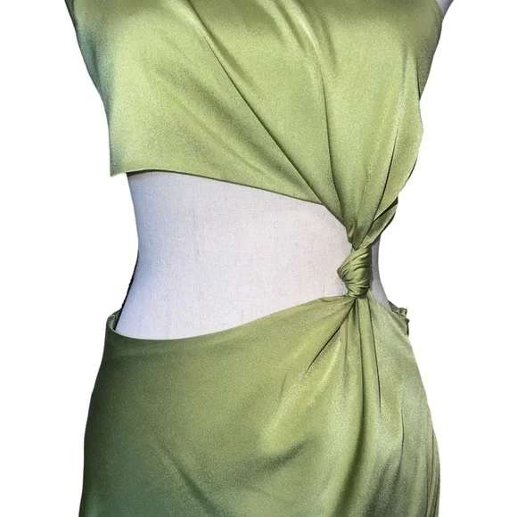 Showpo. Kaniva Midi Dress One Shoulder Open Back Dress in Olive Green Size 6 - Picture 4 of 16